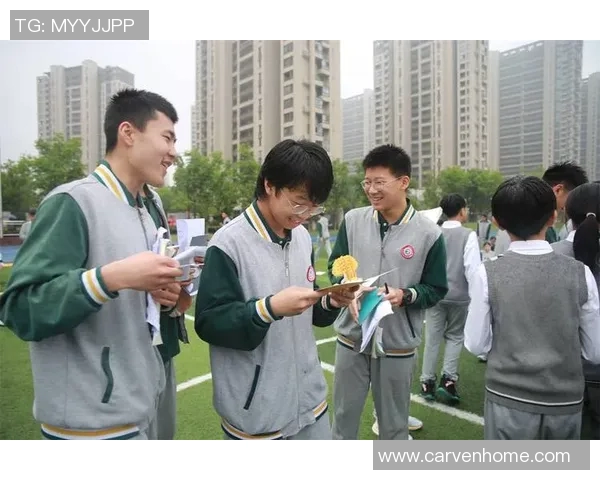 重庆滑板队的奋斗历程与梦想追逐的真实记录 重庆滑板队的奋斗历程与梦想追逐的真实记录