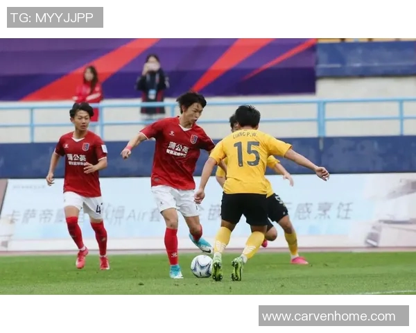 广州足球队在选拔赛中以90分稳居积分榜首位展现强劲实力